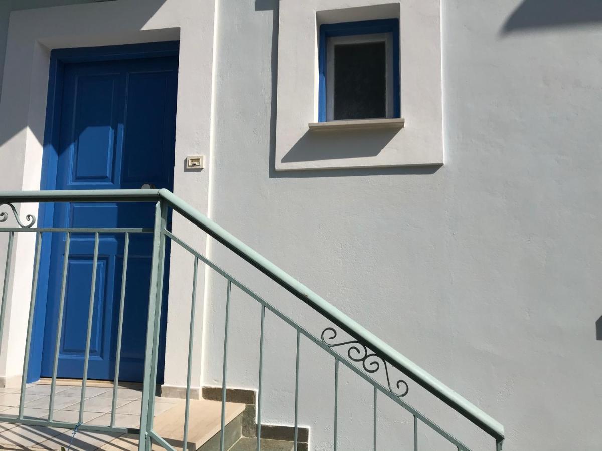 Ilias Apartments Finikounta Dış mekan fotoğraf
