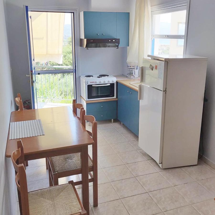 Ilias Apartments Finikounta Dış mekan fotoğraf
