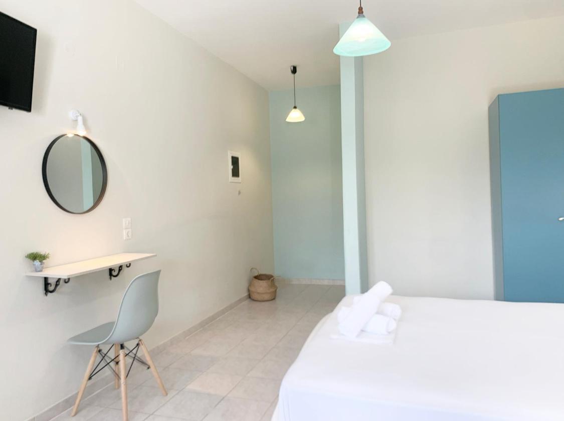 Ilias Apartments Finikounta Dış mekan fotoğraf