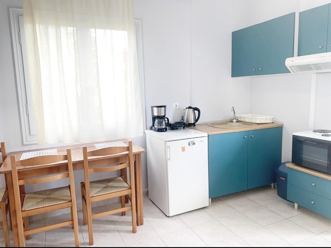 Ilias Apartments Finikounta Dış mekan fotoğraf
