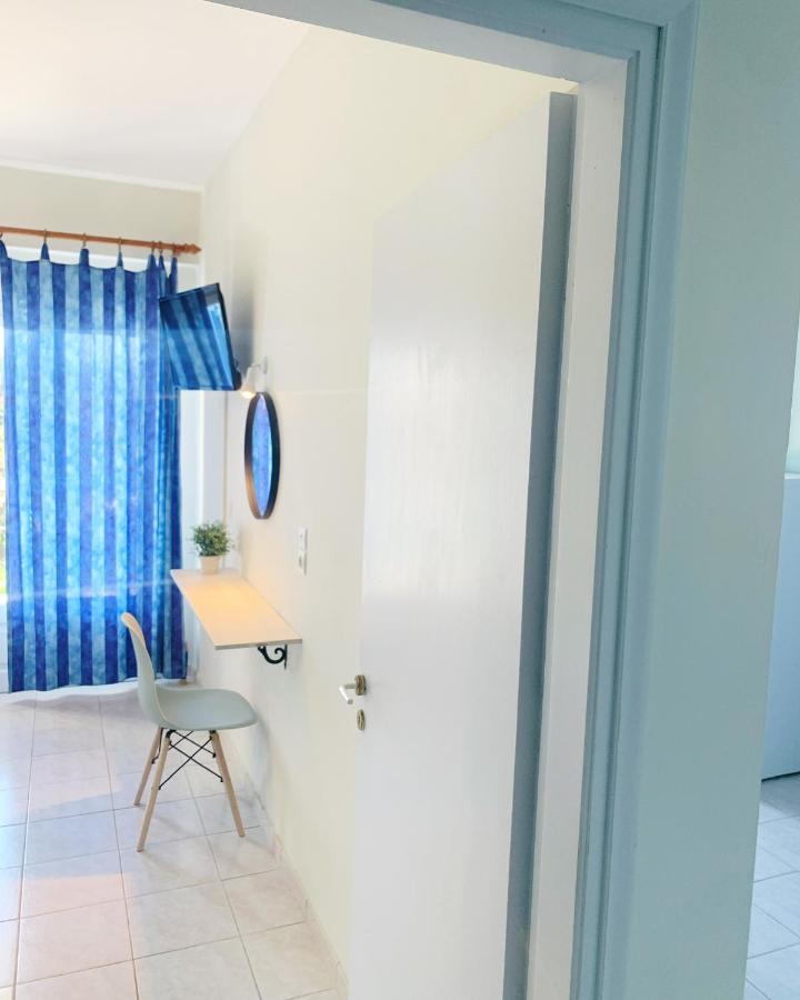 Ilias Apartments Finikounta Dış mekan fotoğraf
