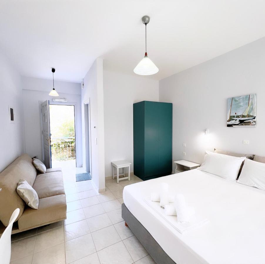 Ilias Apartments Finikounta Dış mekan fotoğraf