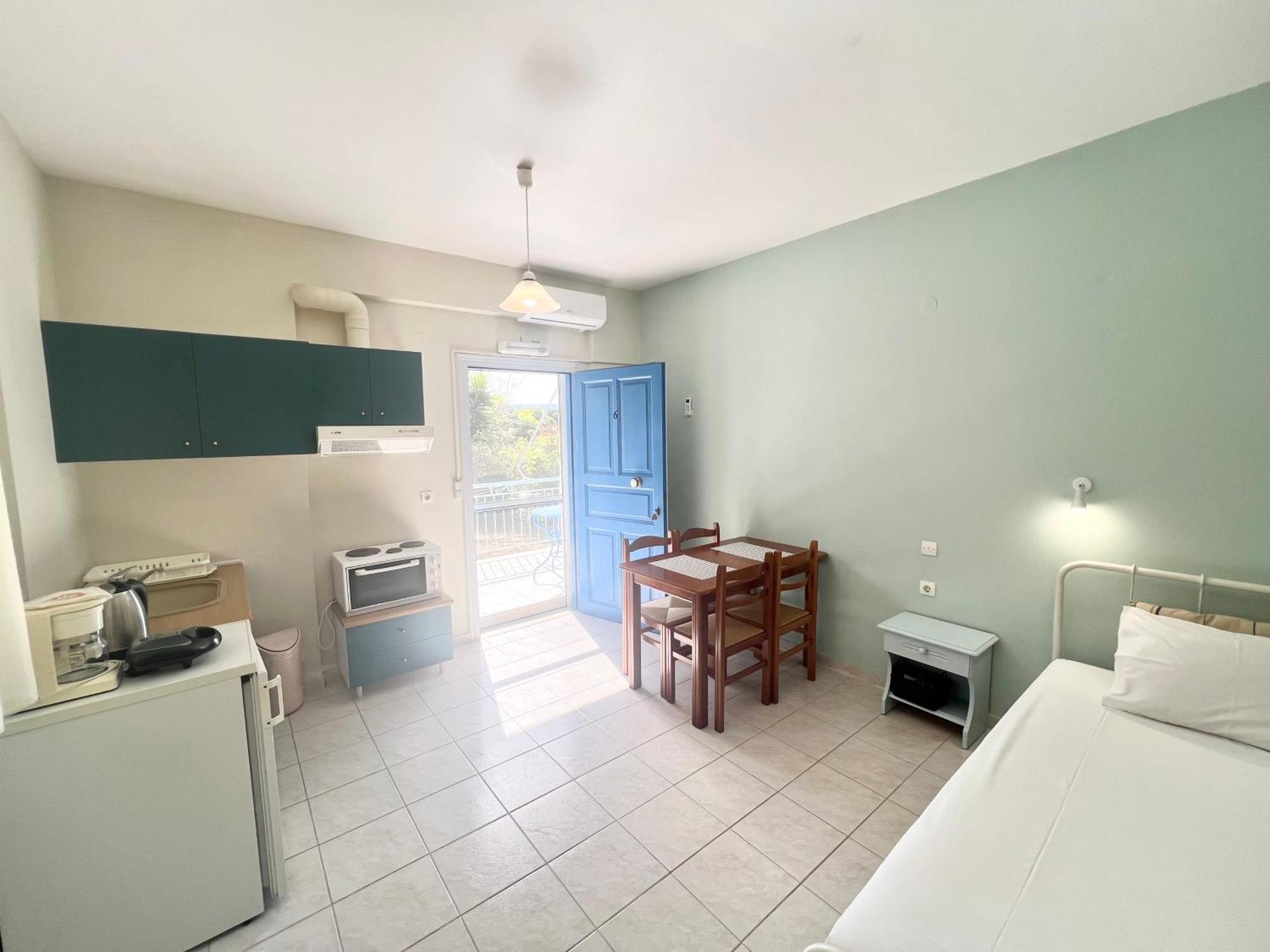 Ilias Apartments Finikounta Dış mekan fotoğraf