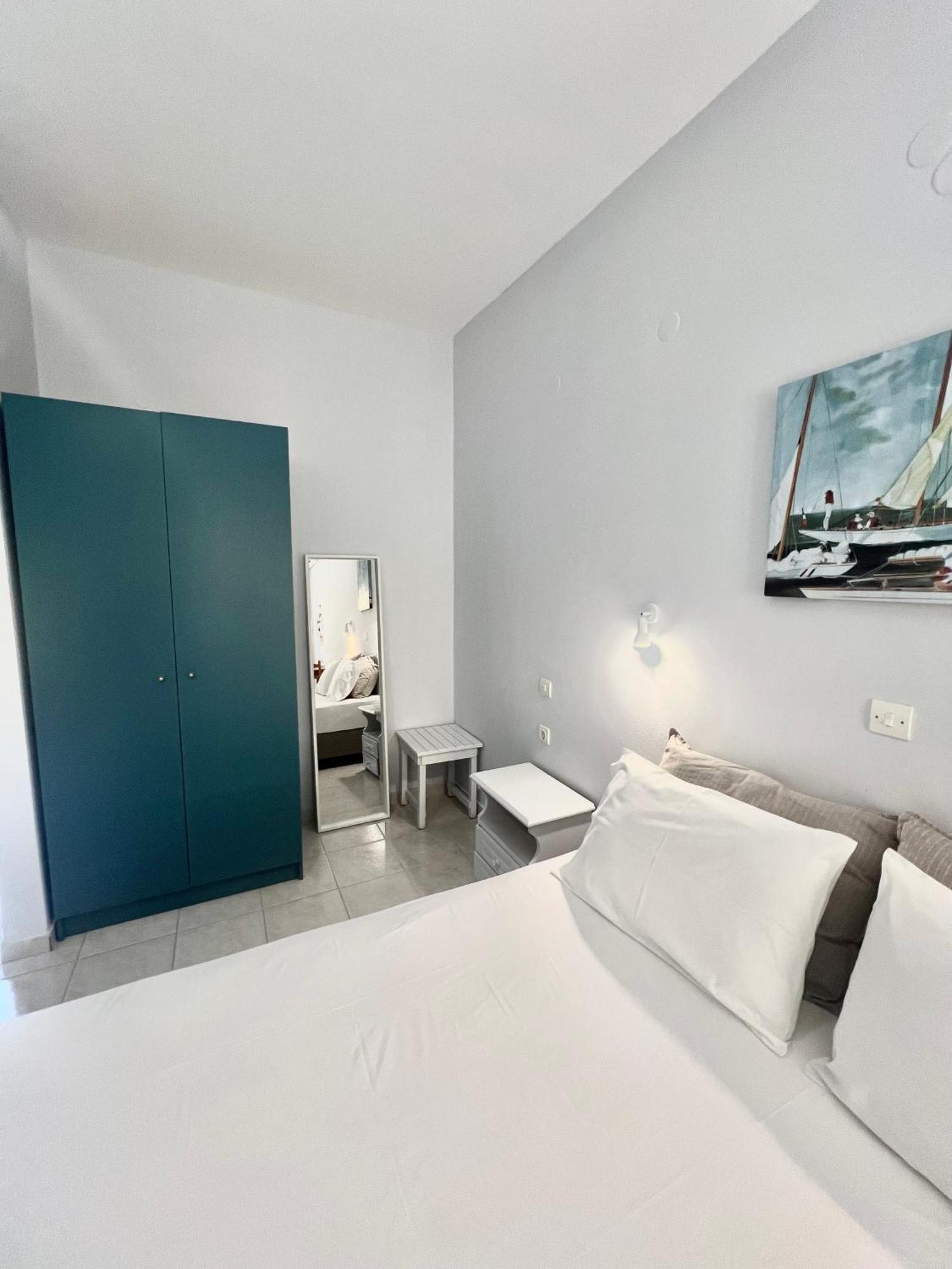 Ilias Apartments Finikounta Dış mekan fotoğraf
